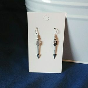 Handmade Silver Arrow dangling earrings